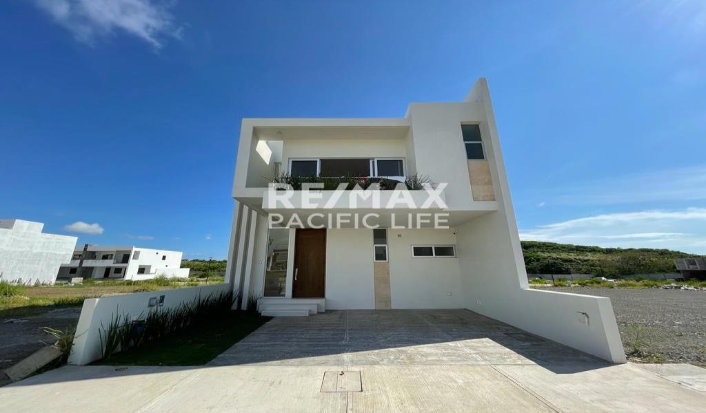 HOUSE FOR SALE AT PACIFICO HILLS