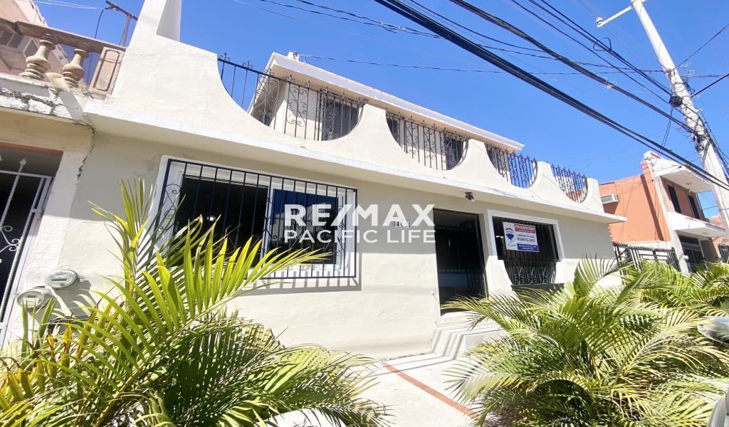 HOUSE FOR SALE AT CENTRO HISTORICO