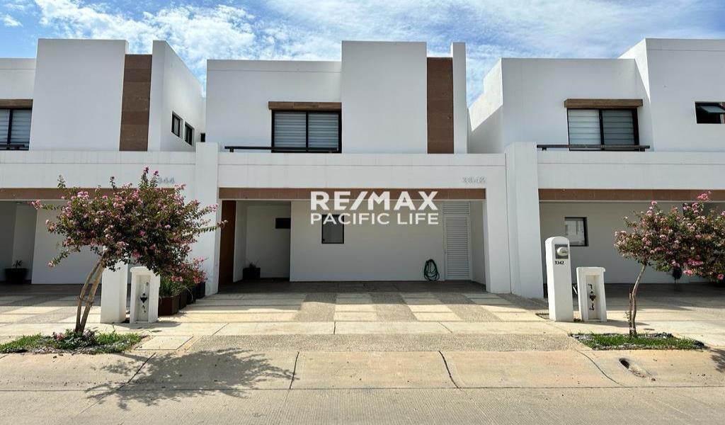 HOUSE FOR RENT AT PALMILLA GRAND RESIDENCIAL