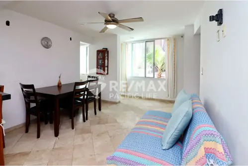 Casa en venta a pasos de Playa Los Pinitos, Mazatlán