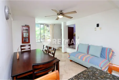 Casa en venta a pasos de Playa Los Pinitos, Mazatlán
