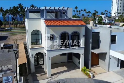 Casa en venta en Maralto Residencial, Mazatlán