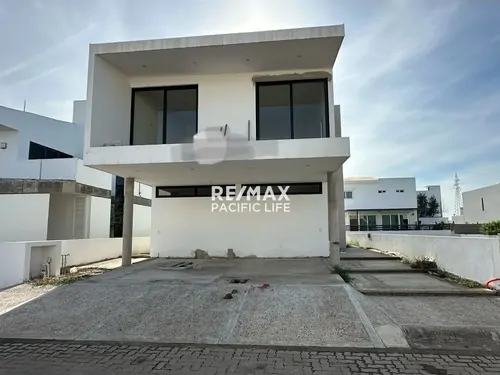 Home for Sale in Arroyos de la Marina, Mazatlán
