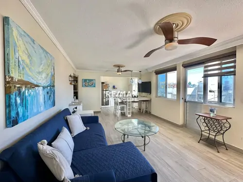 Condominio amueblado en venta en Olas Altas, Mazatlán