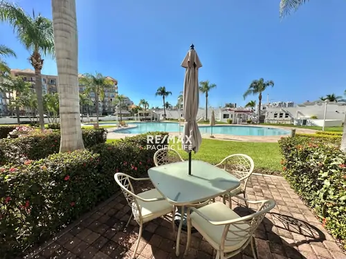 Furnished Condo for Sale at Marina Puesta del Sol