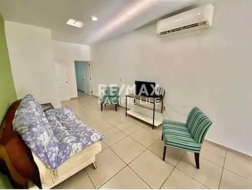 Departamento amueblado en renta en Los Pinos