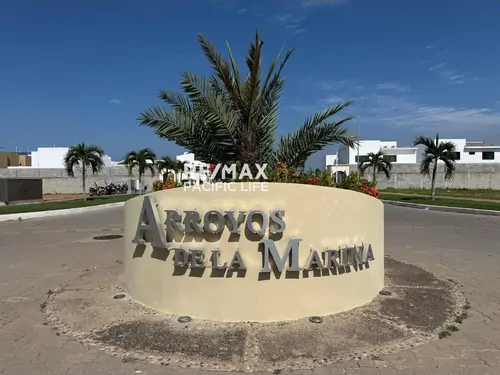 Terreno residencial en venta en Arroyos de la Marina