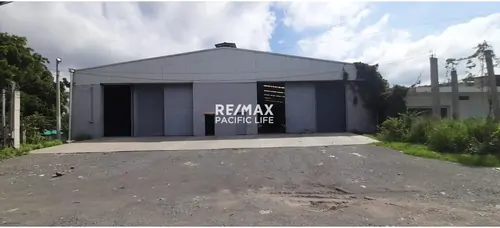 1,714 m² Industrial Warehouse for Lease in La Sirena