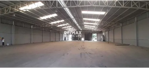1,714 m² Industrial Warehouse for Lease in La Sirena