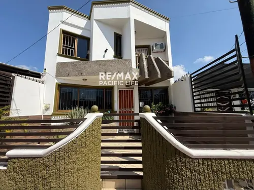 Casa en venta en Infonavit Jabalies con 3 recámaras