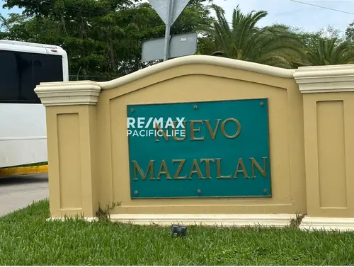 Beachfront Condo for Rent at Jade Beach