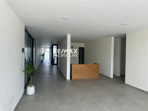 Beachfront Condo for Rent at Jade Beach