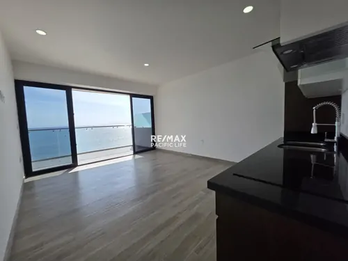 Condominio en venta en Pacific Pearl Tower, Mazatlán