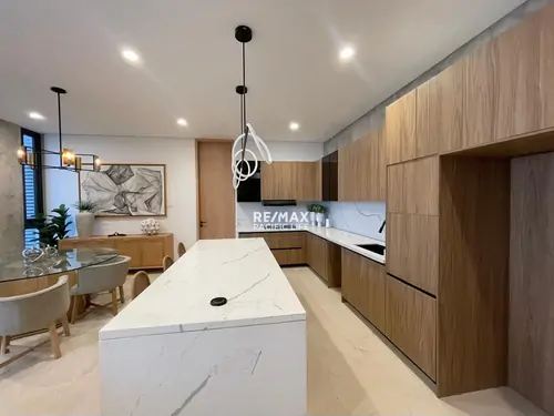 Condominio en venta en Montemar Residences