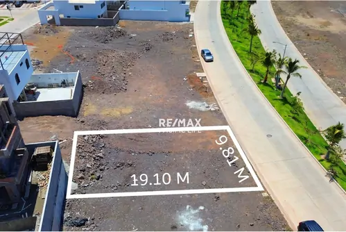 Residential Lot for Sale in Sonterra Residencial II