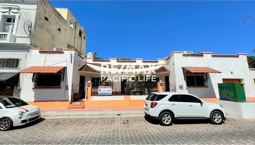 Dos casas en venta en el Centro Histórico de Mazatlán