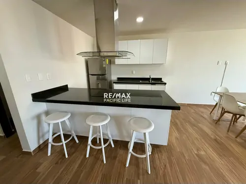 Condominio en venta en PORTICO BEACH CONDOS, Mazatlán