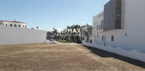 Residential Lot for Sale in Puerta al Mar