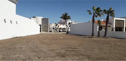 Residential Lot for Sale in Puerta al Mar