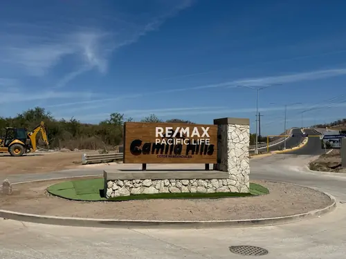 Casa en venta en Camila Hills con casa club