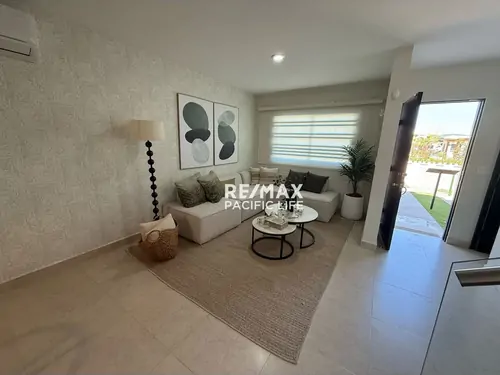 Casa en venta en Camila Hills con casa club