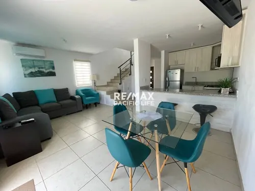 Casa amueblada en renta en Residencial Almar, Cerritos