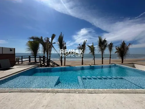 Condominio en venta en Jade Beach Condos, Mazatlán