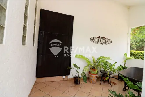 Seaside Home for Sale in La Tambora, Teacapán