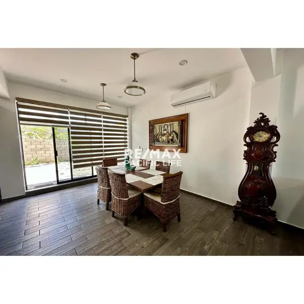 New Luxury Home for Sale in Las Abas Residencial