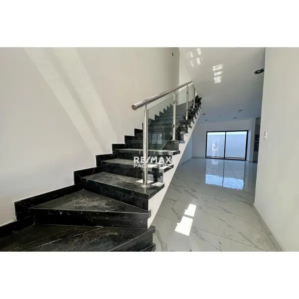 Home for Sale in Versalles Club Residencial, Mazatlán