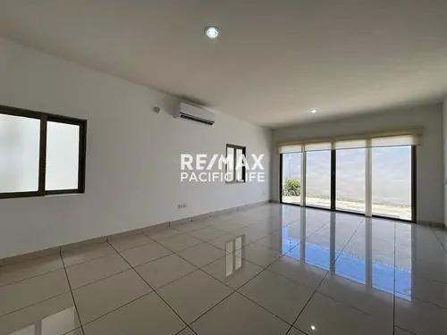 Casa en renta en Mediterráneo Club Residencial, Mazatlán
