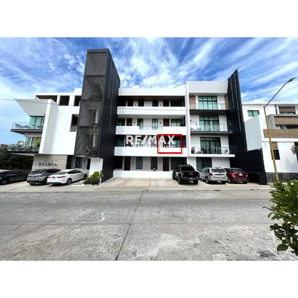 2-Bedroom Furnished Condo for Sale in Isla Balboa