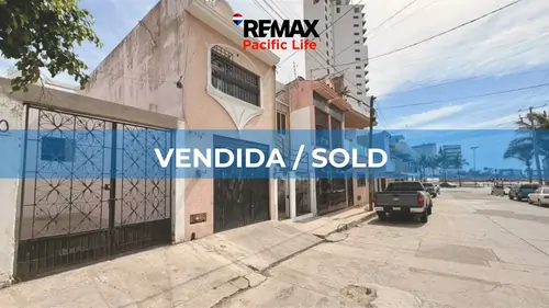 Home for Sale in Centro Near the Malecón