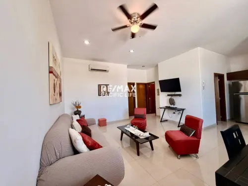 Departamento amueblado en renta en Torre Gaviotas Golden