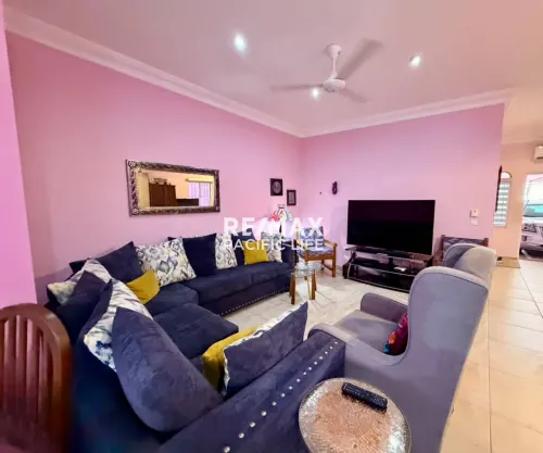 Casa dúplex en venta en el Centro de Mazatlán, a 3 cuadras de la playa