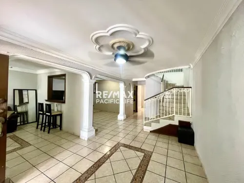 Casa en venta en Fraccionamiento Alameda, Mazatlán