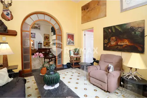 Casa dúplex en venta en el Centro Histórico de Mazatlán