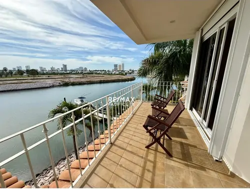 Condominio en renta en Vistas de la Marina, Mazatlán