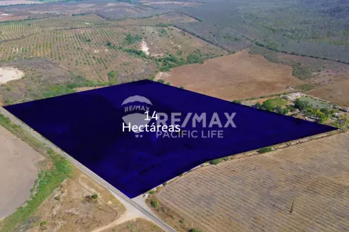 14-Hectare Land Parcel on the MZT-CUL Highway