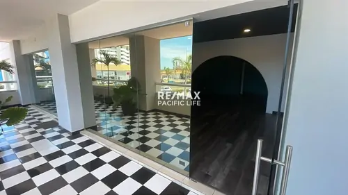 Commercial Space for Lease at Plaza Bahia Marina 13