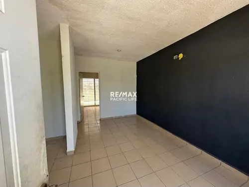 Casa en renta sin muebles en Real Pacífico