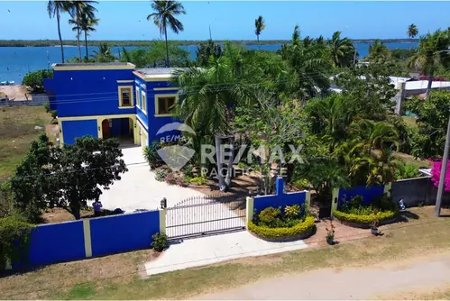 Ocean-View Home for Sale in Teacapán, Sinaloa