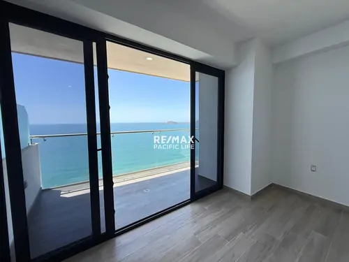 Ocean-View Condo for Sale at Pacific Pearl Tower