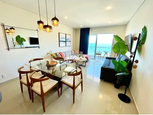 Condo en venta en Élevé Beach Tower Condos