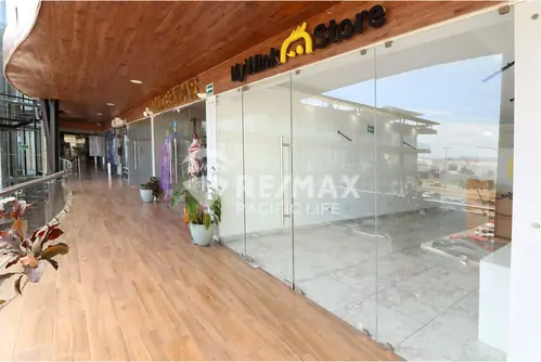 Local comercial en venta en Plaza El Encanto Marina
