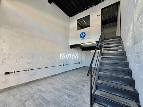 Local comercial en renta en Plaza El Encanto Marina